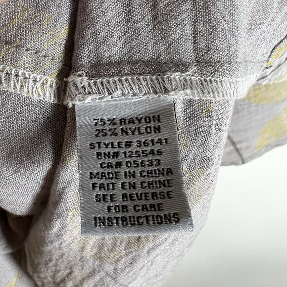 Habitat Top Womens M Gray Yellow Floral Toggle Buttons Tunic Gauzy Lagenlook - Picture 5 of 9